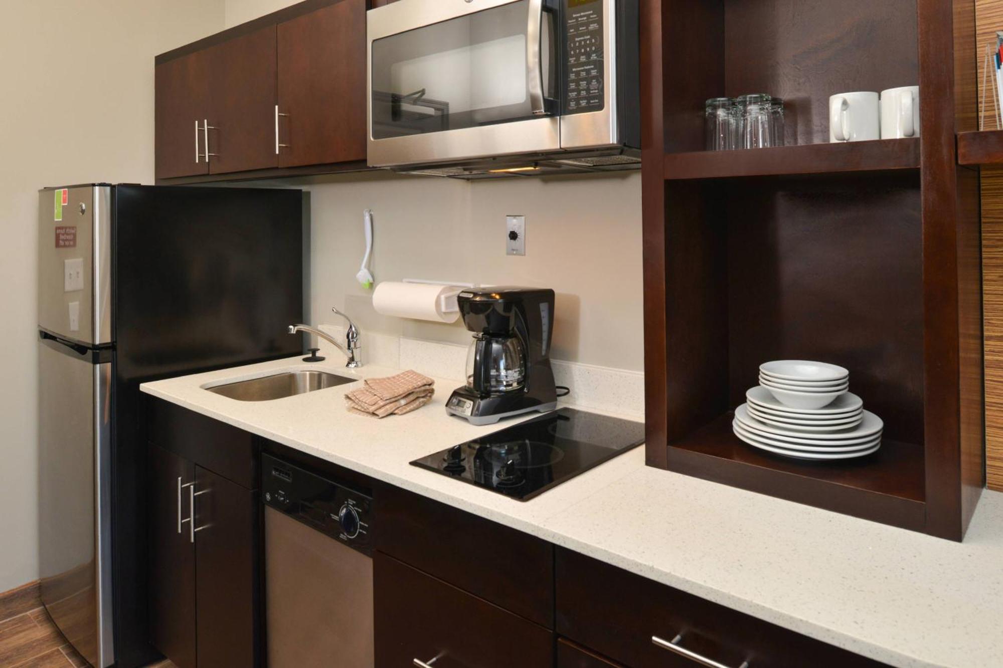 Towneplace Suites By Marriott Лаплас Екстериор снимка