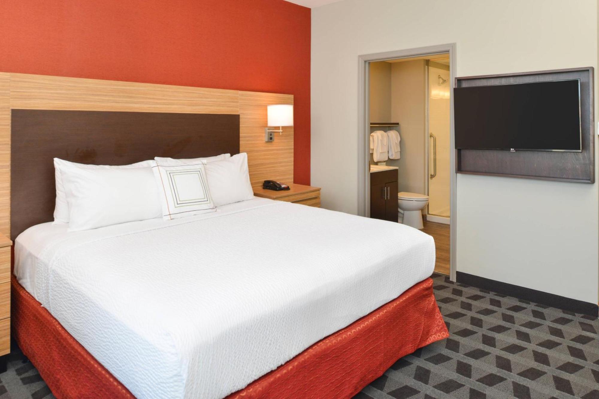 Towneplace Suites By Marriott Лаплас Екстериор снимка