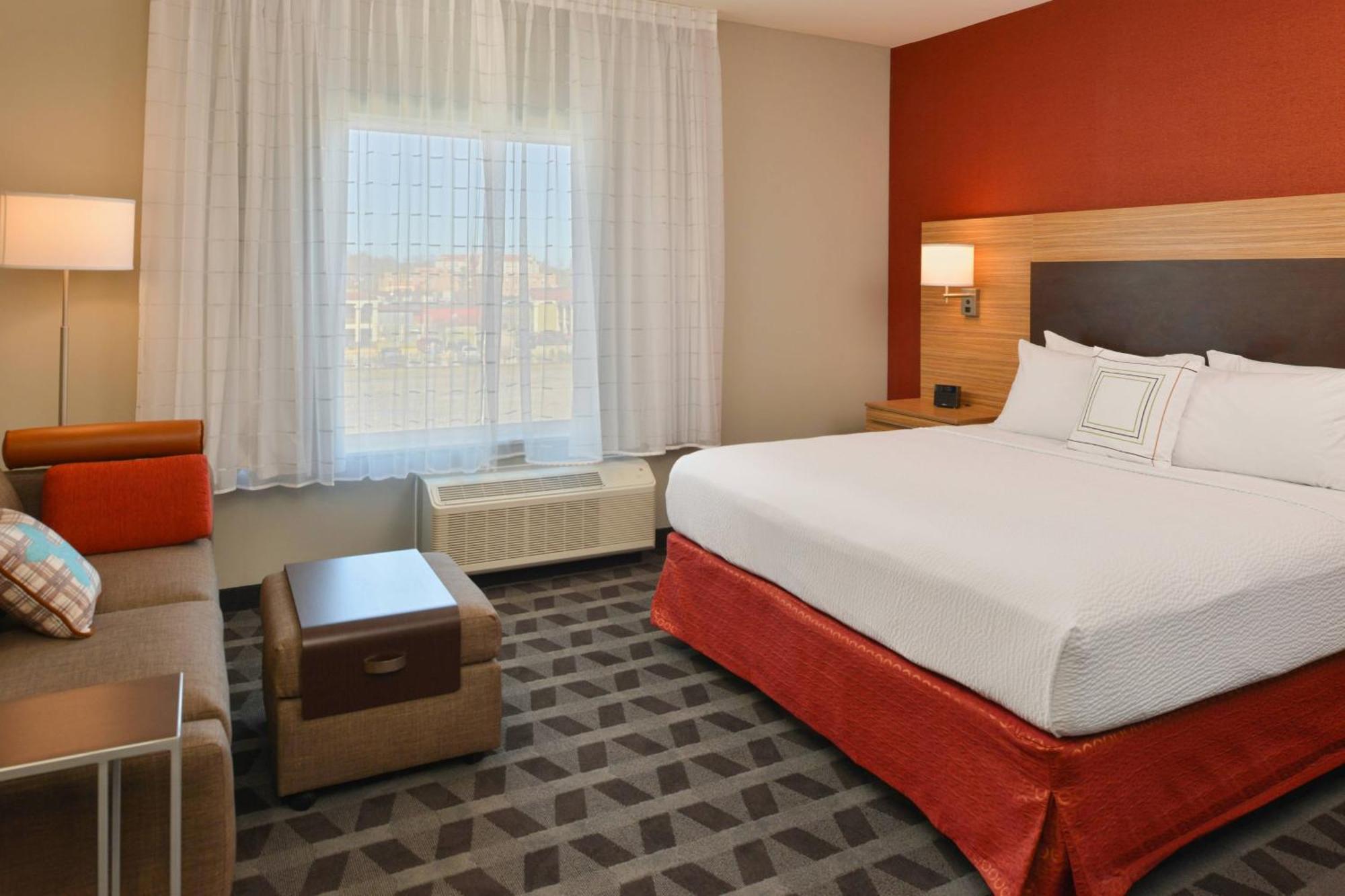 Towneplace Suites By Marriott Лаплас Екстериор снимка
