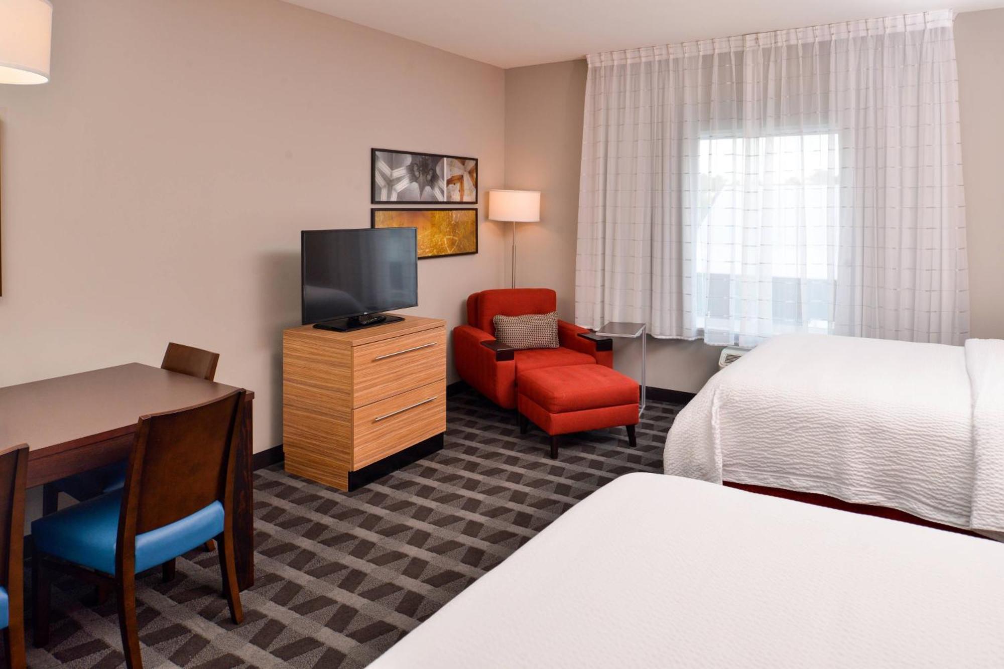 Towneplace Suites By Marriott Лаплас Екстериор снимка